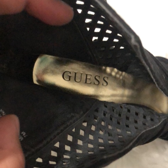 Guess Women’s Heels Tie Up - Picture 6 of 8